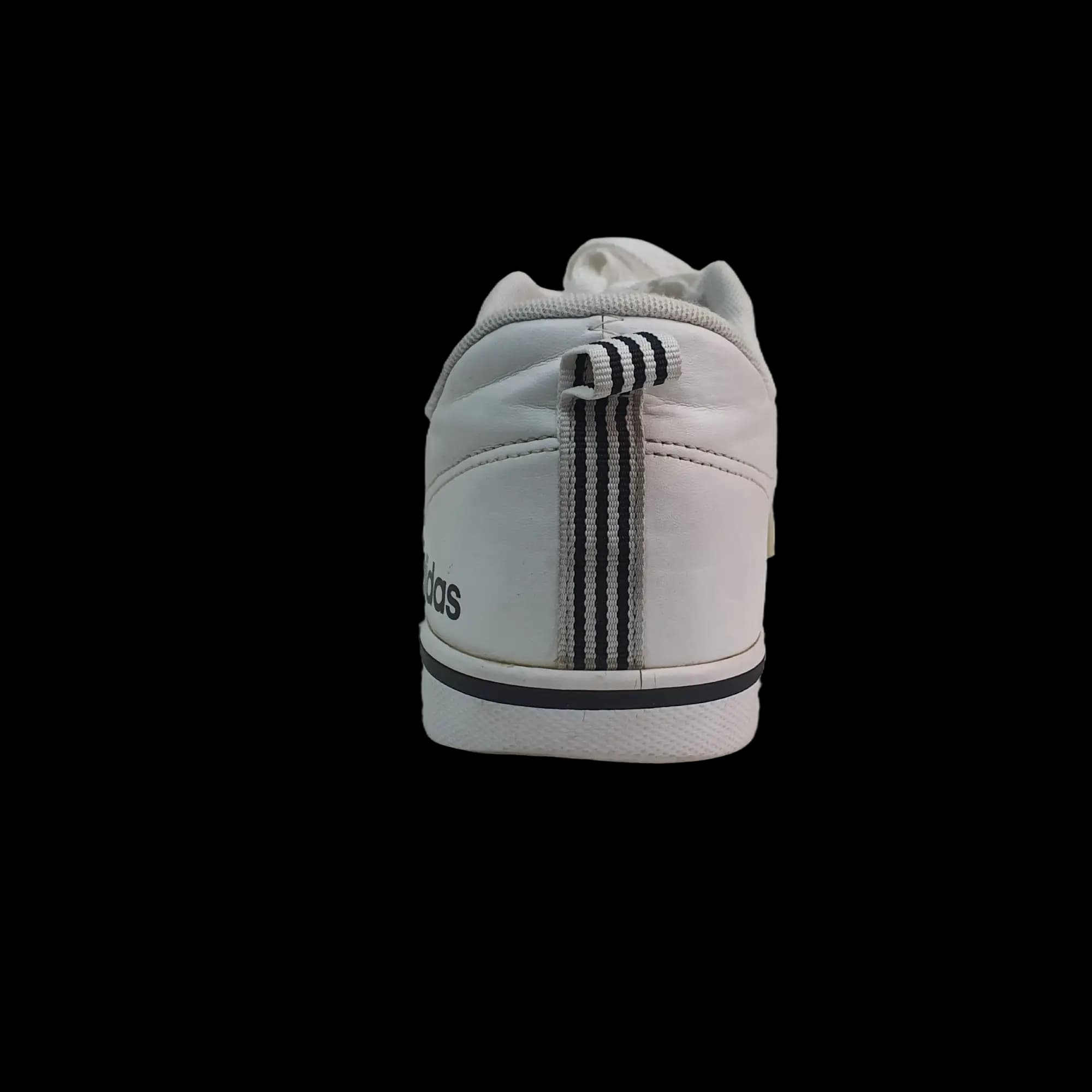 Thrifited Adidas VS Pace - Cloud White / Core Black  Off-white / cream colorway — photo 2 of 5 | VYV Pakistan